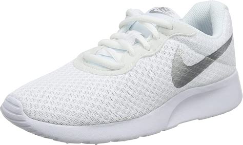 zalando verschiedene damen nike schuhe weiß|Nike schuhe für damen.